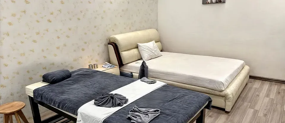 兩個 個 設有床的 SPA 房