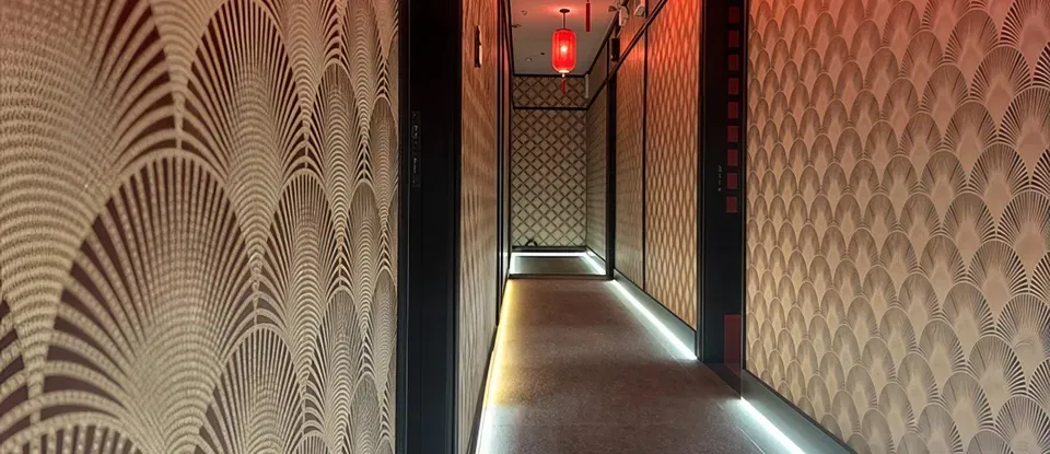 高級感十足的 Sakura 按摩店 走廊 全景