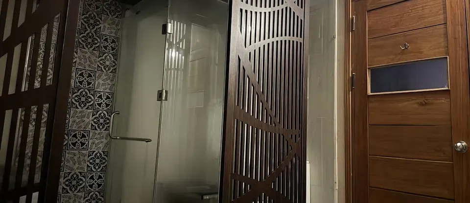 現代化 設計的 玻璃 淋浴隔間