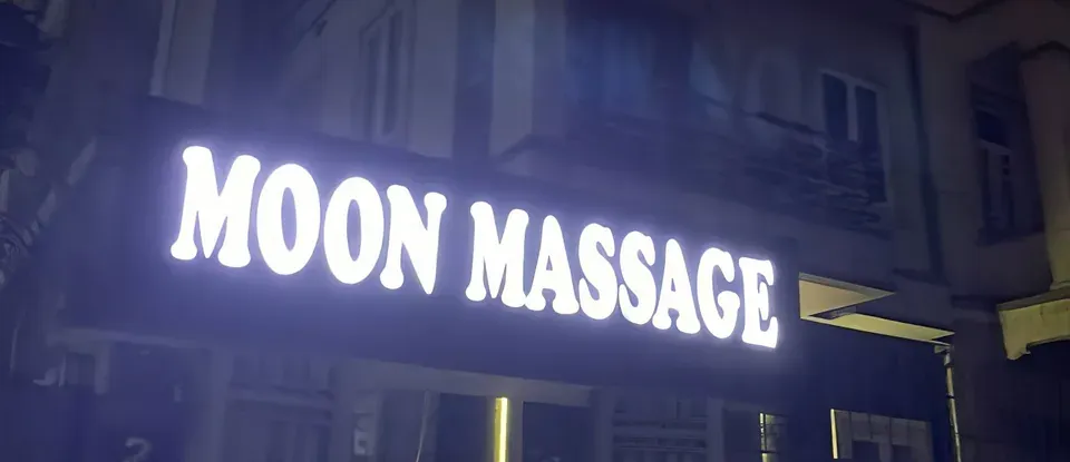 Moon 按摩（河內）