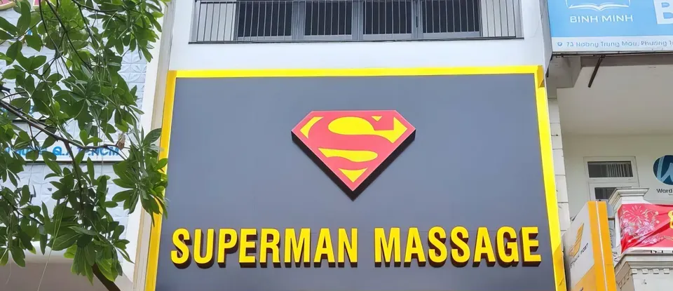 Superman 按摩(胡志明市)