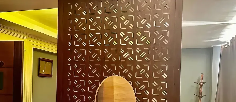 幾何風 木質 隔間
